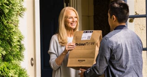 <strong>Amazon</strong> is now hiring in Atlanta, GA and surrounding areas for hourly warehouse, retail, and driver <strong>jobs</strong>. . Amazon flex jobs near me
